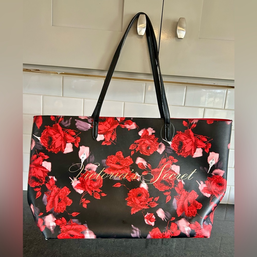 Victoria Secret tote bag.
